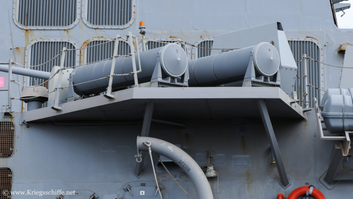 Juni 2019, D 71 ‚Ross‘ in Kiel – Täuschkörper AN/SLQ-49