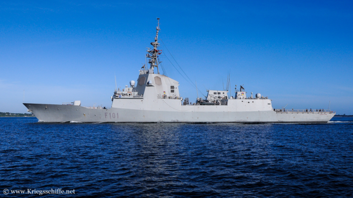 Juni 2018, F 101 ‚Álvaro de Bazán‘ in Kiel