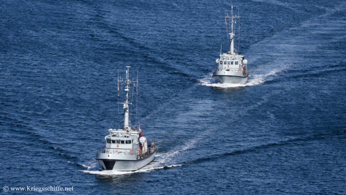 Juni 2022, MHV 910 ‚Ringen‘ und MHV 808 ‚Lyra‘ im Nord-Ostsee-Kanal bei Kiel