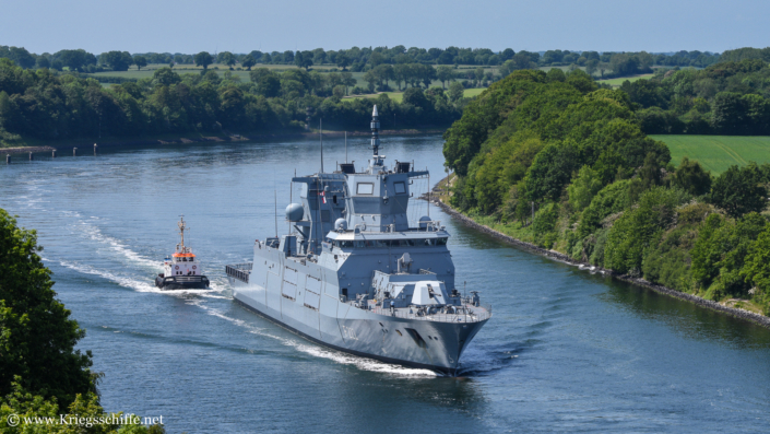 Juni 2023, F 222 Baden-‚Württemberg‘ im Nord-Ostsee-Kanal bei Kiel