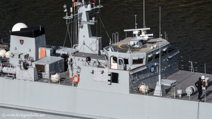 Oktober 2022, M 313 ‚Admiral Cowan‘ im Nord-Ostsee-Kanal bei Kiel