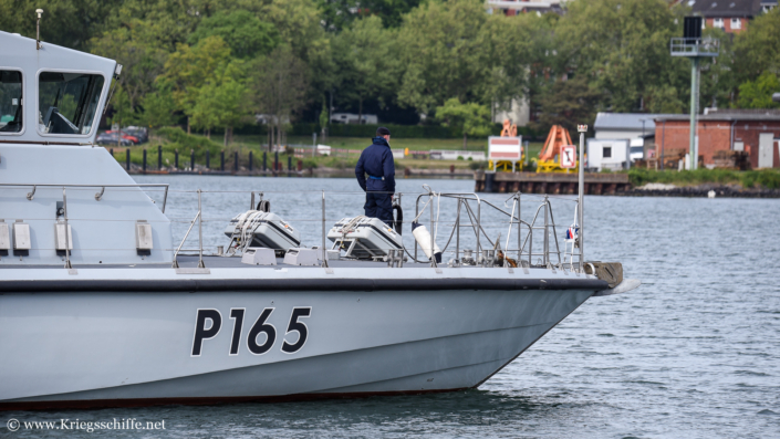 Mai 2025, P 165 ‚Example‘ im Nord-Ostsee-Kanal bei Kiel – kurz vor der Schleuse Holtenau